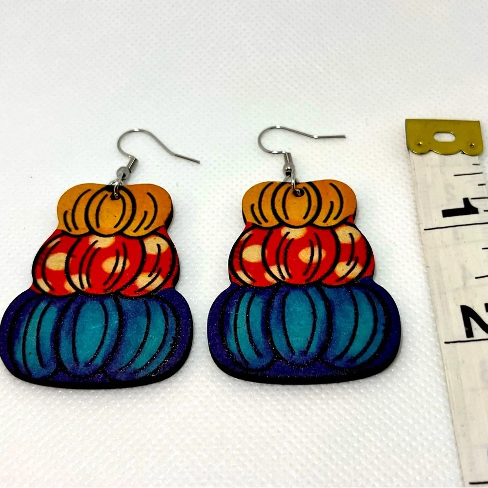 NWT Pumpkin Stack Drop & Dangle Earrings Lightweight Wood Fall Autumn Halloween - Picture 7 of 8
